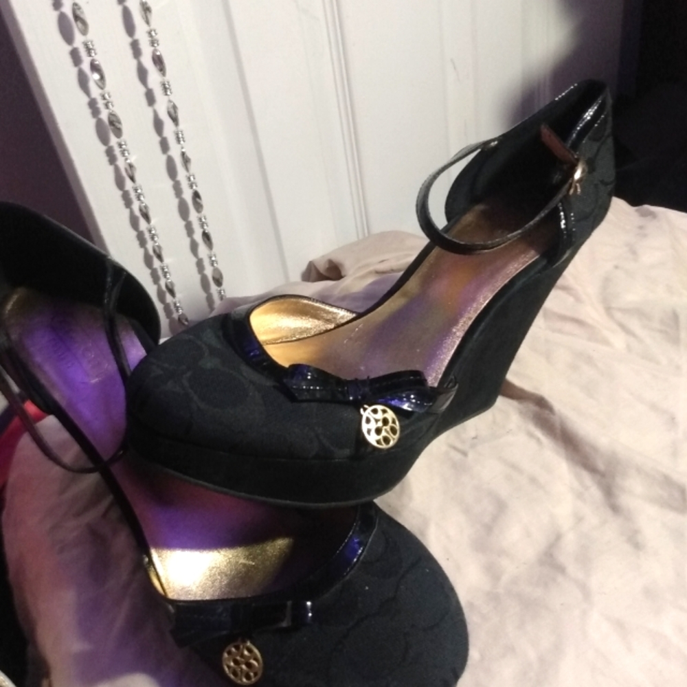 Coach Wedges